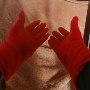 Rare Vintage Alfred Sung Wool Gloves - 2-tone Red Very Collectible